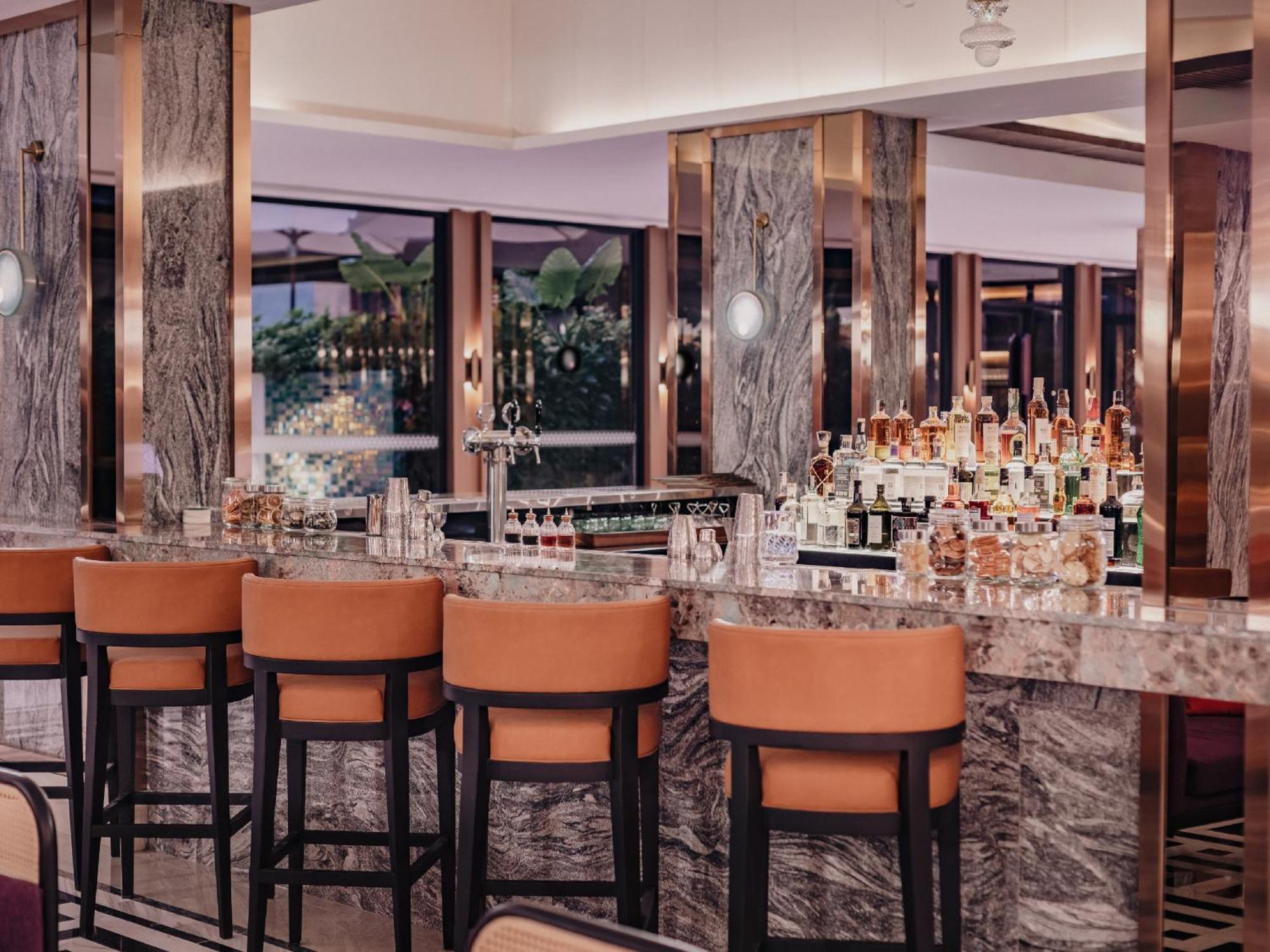 Nysa Hotel Bangkok Sukhumvit 11 Экстерьер фото The bar at the 1919