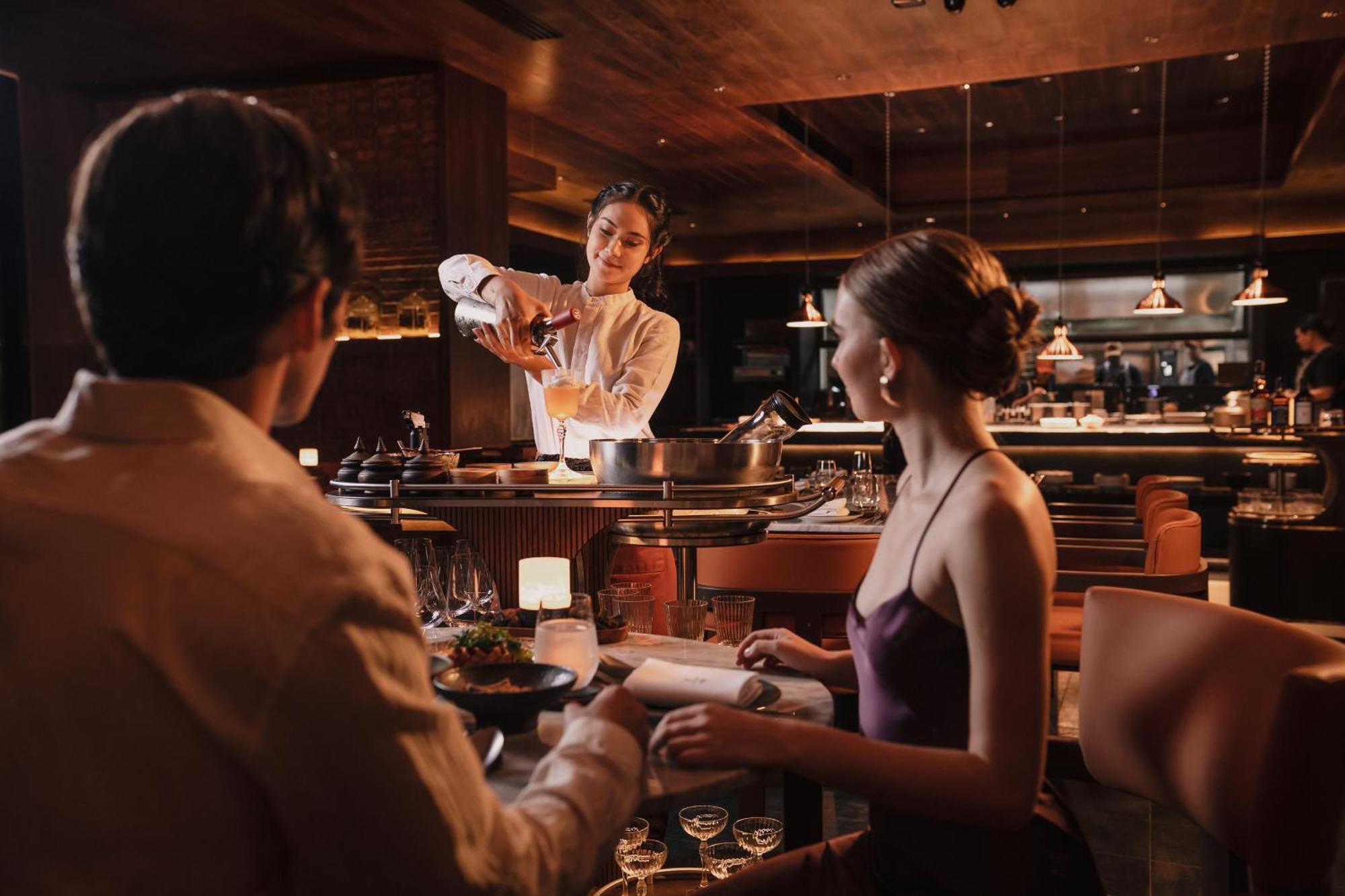 Nysa Hotel Bangkok Sukhumvit 11 Экстерьер фото A restaurant in Moscow